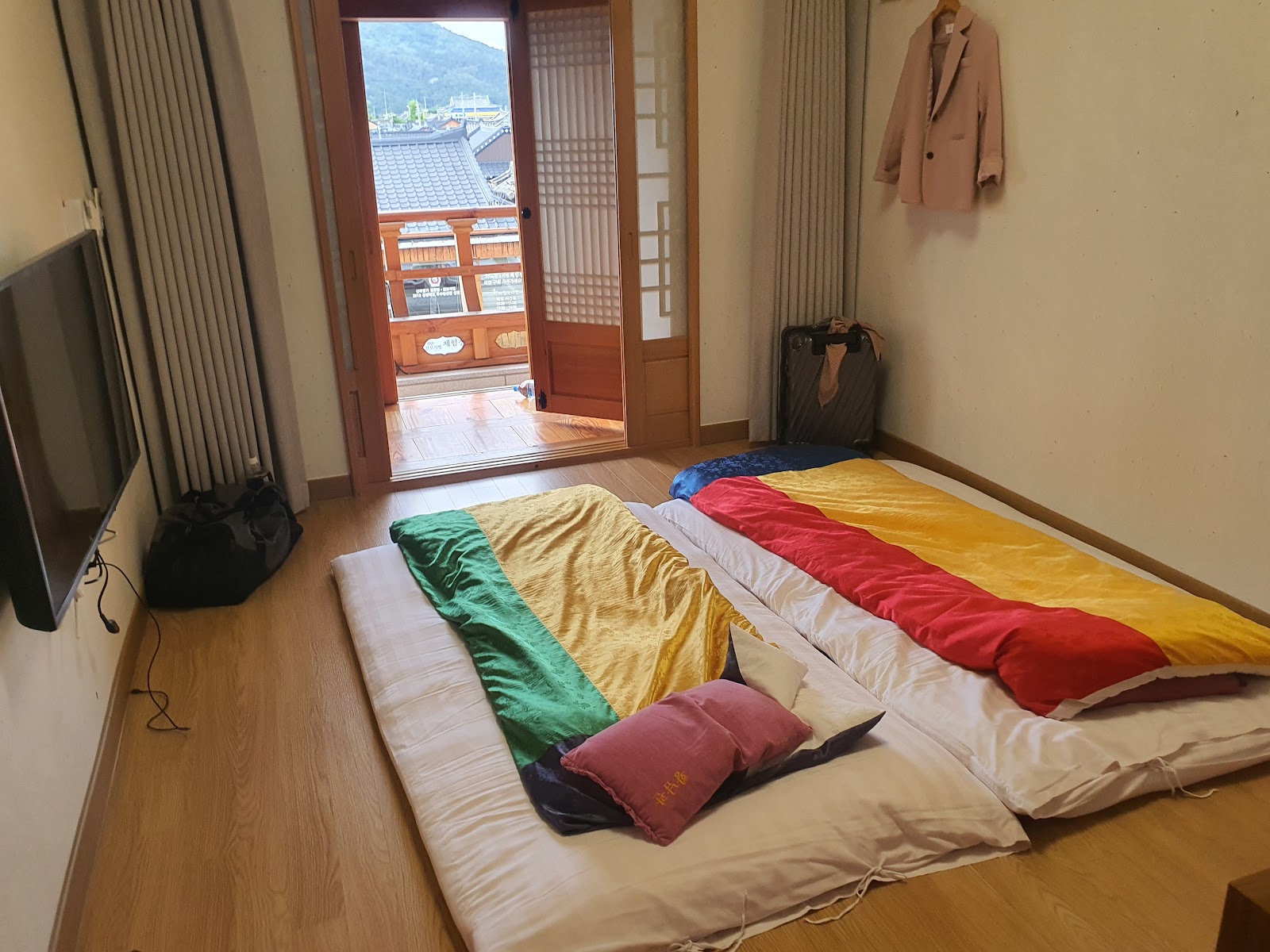 황남관 한옥체험마을 l Hwangnamguan Hanok Village & Hotel l 皇南馆韩屋体验村及酒店 l ファンナムグァン韓屋体験村＆ホテル in Busan, South Korea